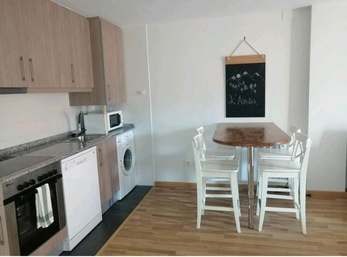 Apartamento La Montanesa En Ainsa, Bonito Apartamento Con Grande Terraza Экстерьер фото